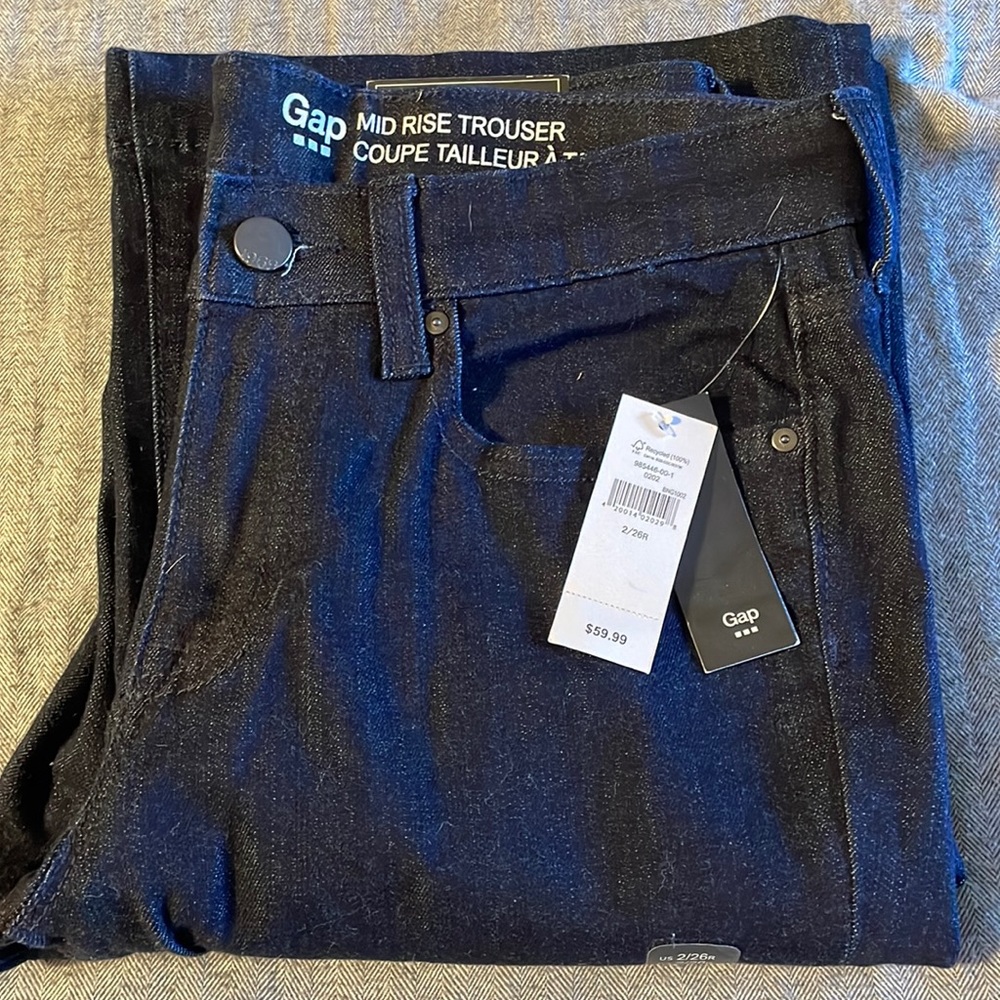 Gap dark denim mid rise jeans - size 2/26